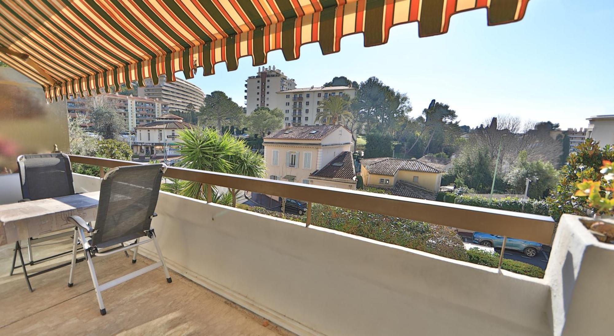 Studio Parking Fibre Piscine Clim Le Cannet Luaran gambar